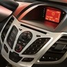 Приборная панель и ЖК экран новой Ford Fiesta